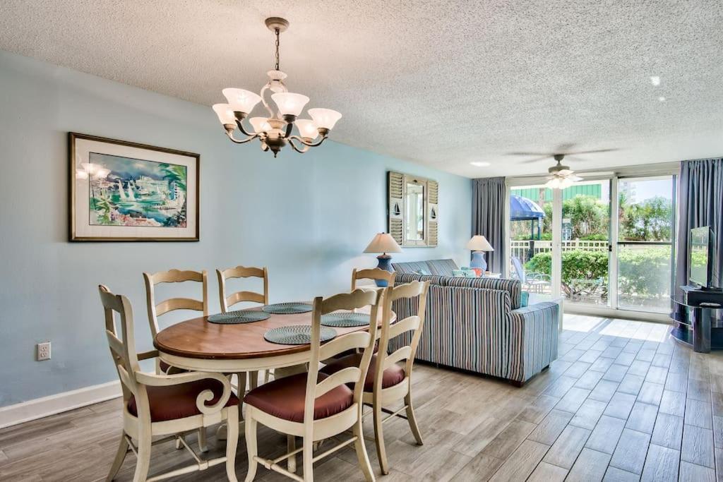 Pelican Beach Resort-Walkout Unit-On The Beach Destin Buitenkant foto